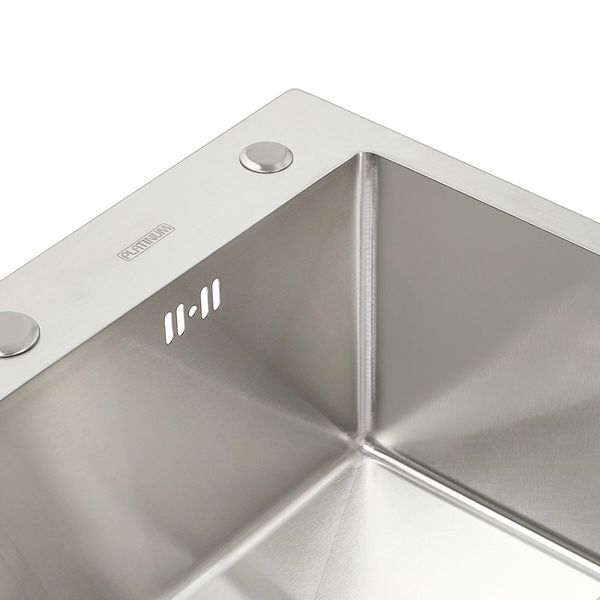 Кухонна мийка Platinum Handmade 580х430х220 (товщина 3,0/1,5 мм корзина та дозатор в комплекті) 23570 фото